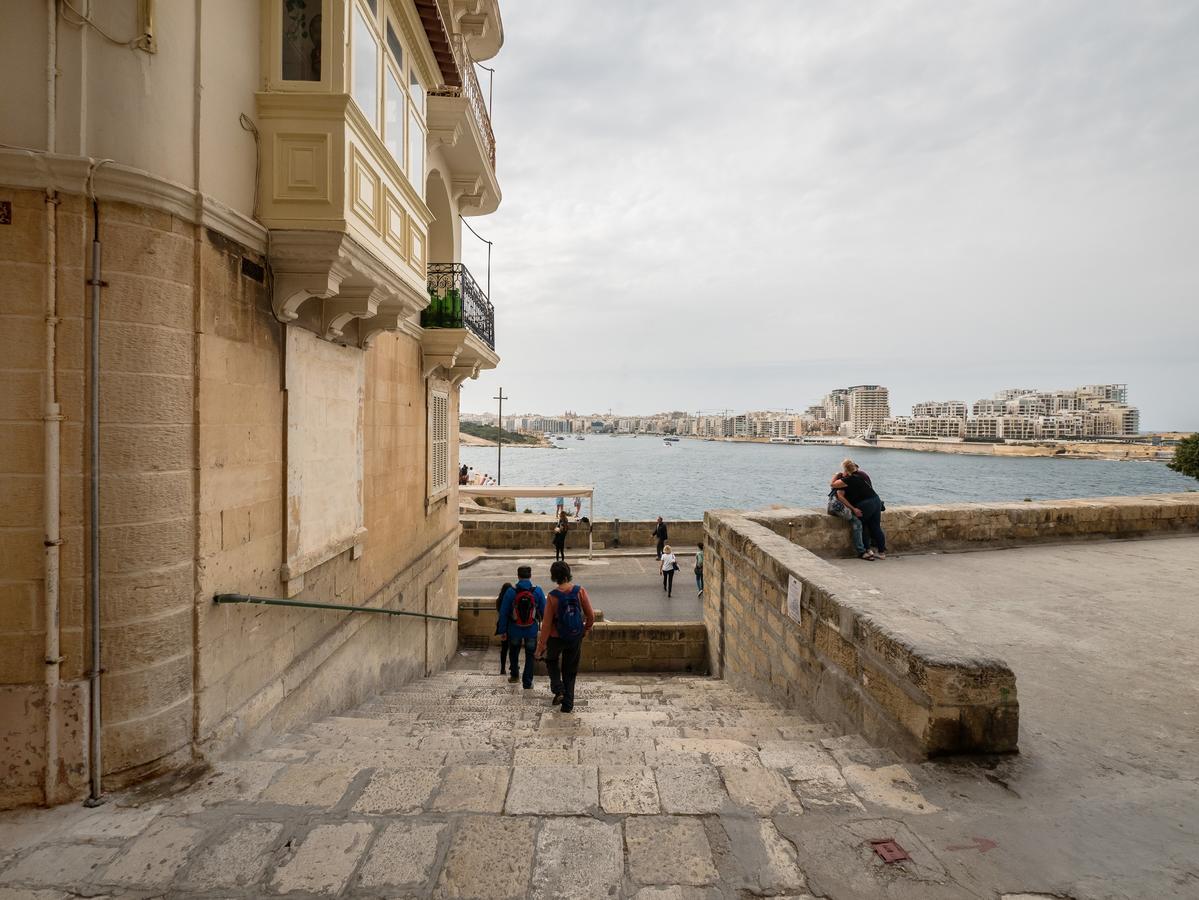 Valletta Old Theatre Lane Apartment Exterior photo